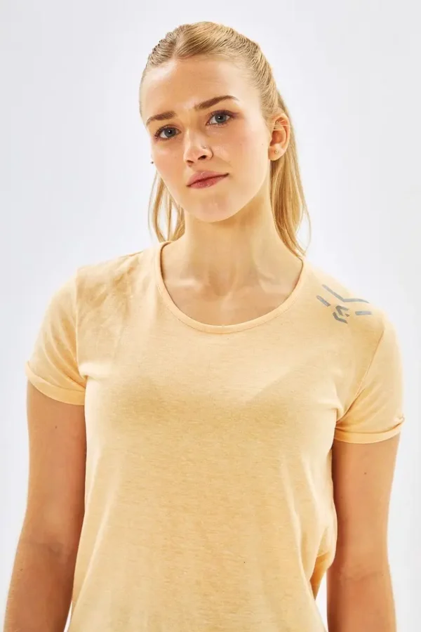 D_NQ_NP_2X_779210-MLA51050188239_082022-F.webp Remera Mujer JRY Agustina (32061)