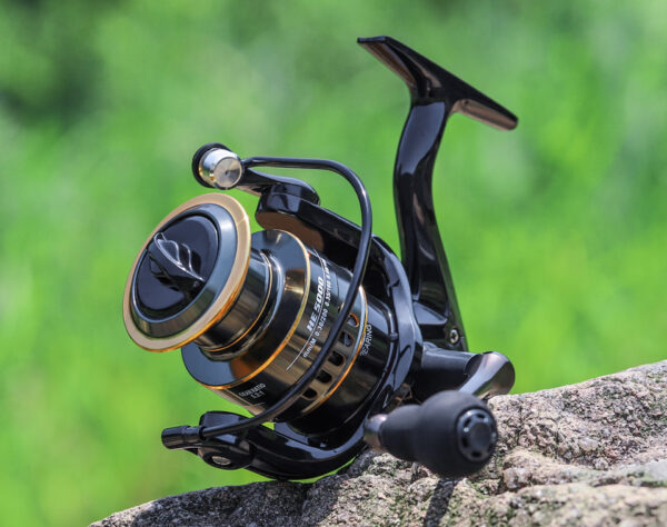 HE-18.jpg Reel Harden carrete metalico 1bb con carrete extra.