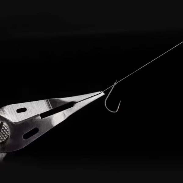HPE13-01-2.jpg Pinza abre anillas señuelo anzuelos pesca c/ funda 16cm (HPE-13-01)